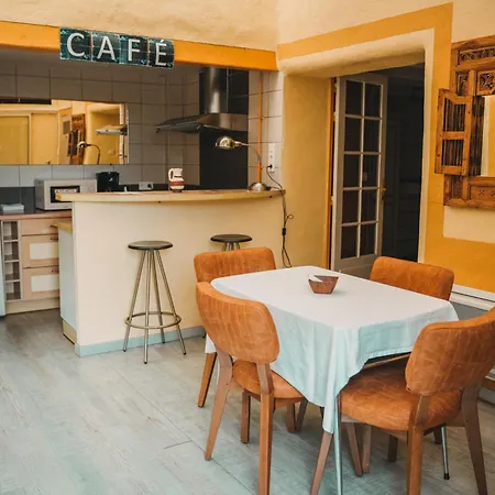 La Calanque De Figuerolles