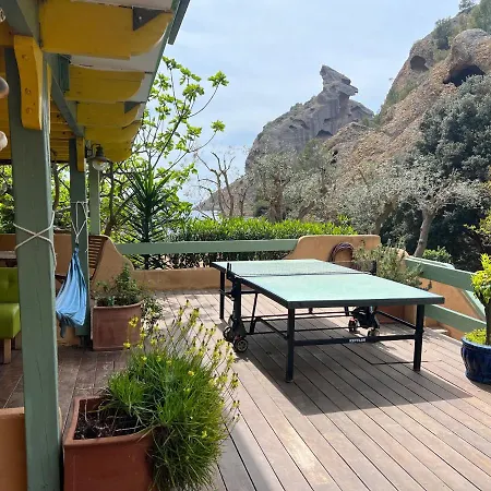 La Calanque De Figuerolles Hotel *